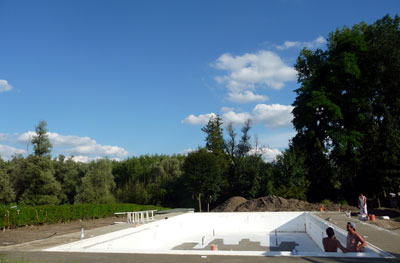 Piscina In Costruzione